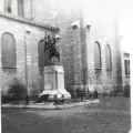 1945-Robert-Rhombs-WithNivelleFamily-Glons-Belgium-005.jpg