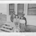 1942?-Marian-Velma-Dennis-Shirley-Harry-Bates-Gettysburg-South-Dakota.jpg